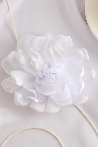 White Vintage Flower Style Choker