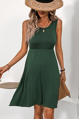 Solid Color Round Neck Sleeveless Casual Dress